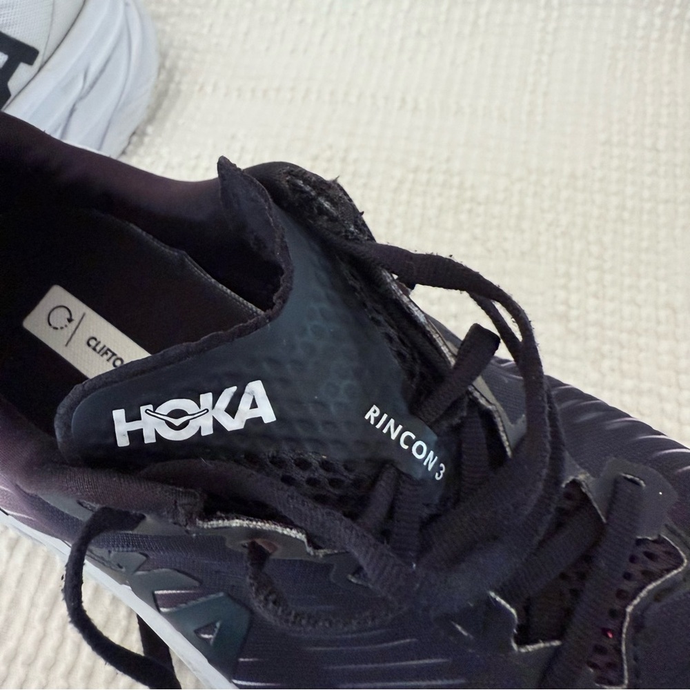 Hoka Rincon 3 Running Shoes Black White Lightweight Men’s 10.5 B - Picture 7 of 10